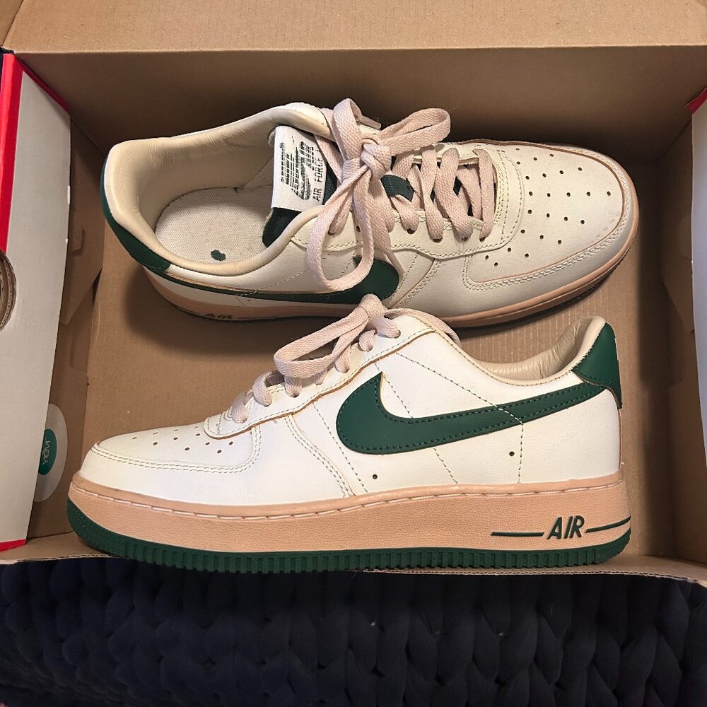 Nike Air Force 1 '07 LV8
